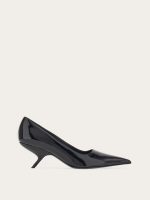 Ferragamo Eva pump